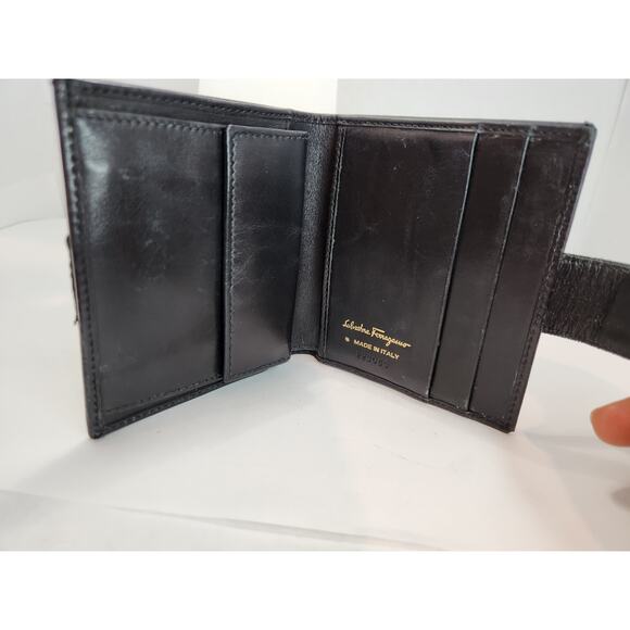 Salvatore Ferragamo Short Black Wallet Mini VARA leather compack bifold 4X4 COIN - Picture 3 of 9